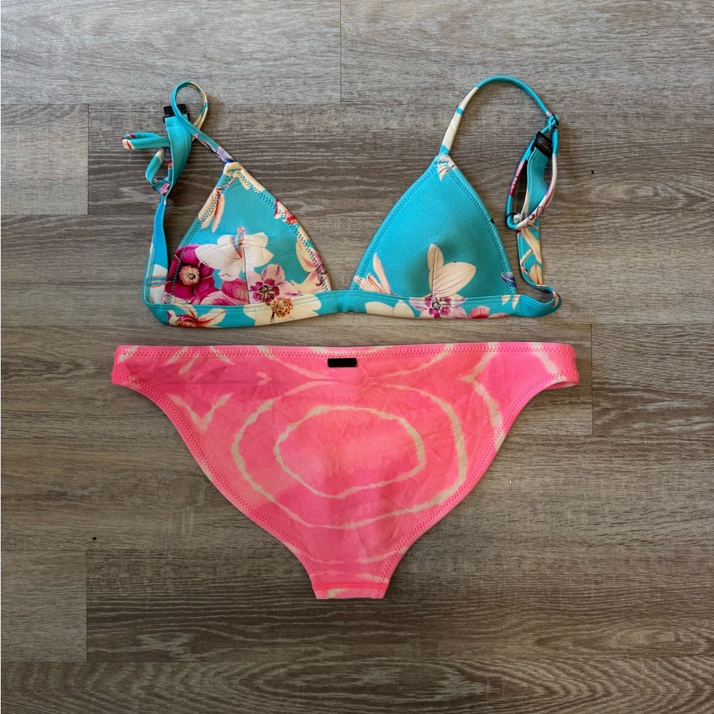 Triangl Floral Bikini Set with Pink Bottoms S++/L